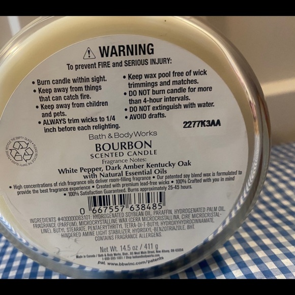 Bath & Body Works candle - Picture 3 of 3